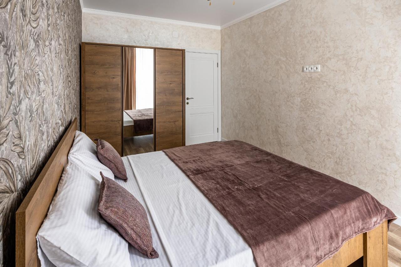 Avalon Time Apartment Lviv Exterior photo
