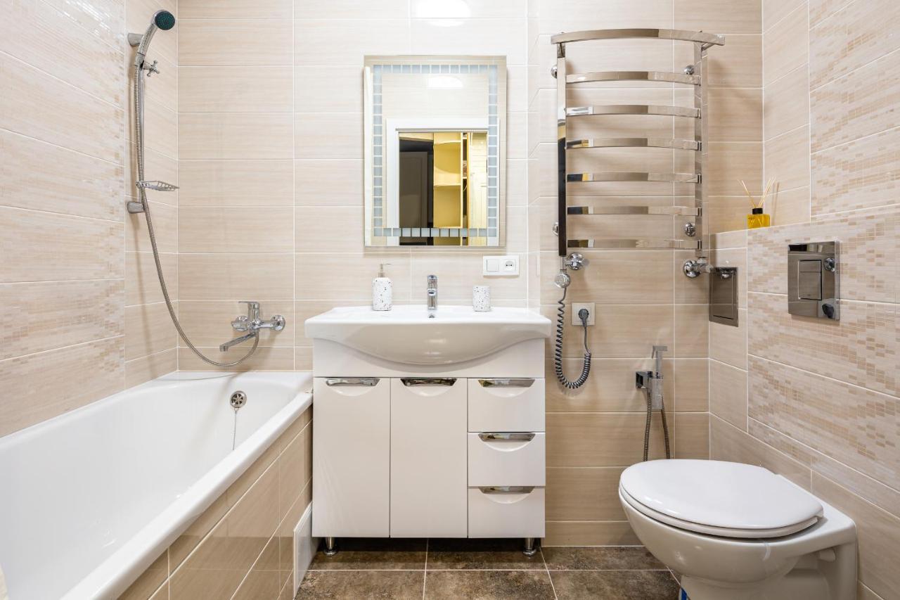 Avalon Time Apartment Lviv Exterior photo