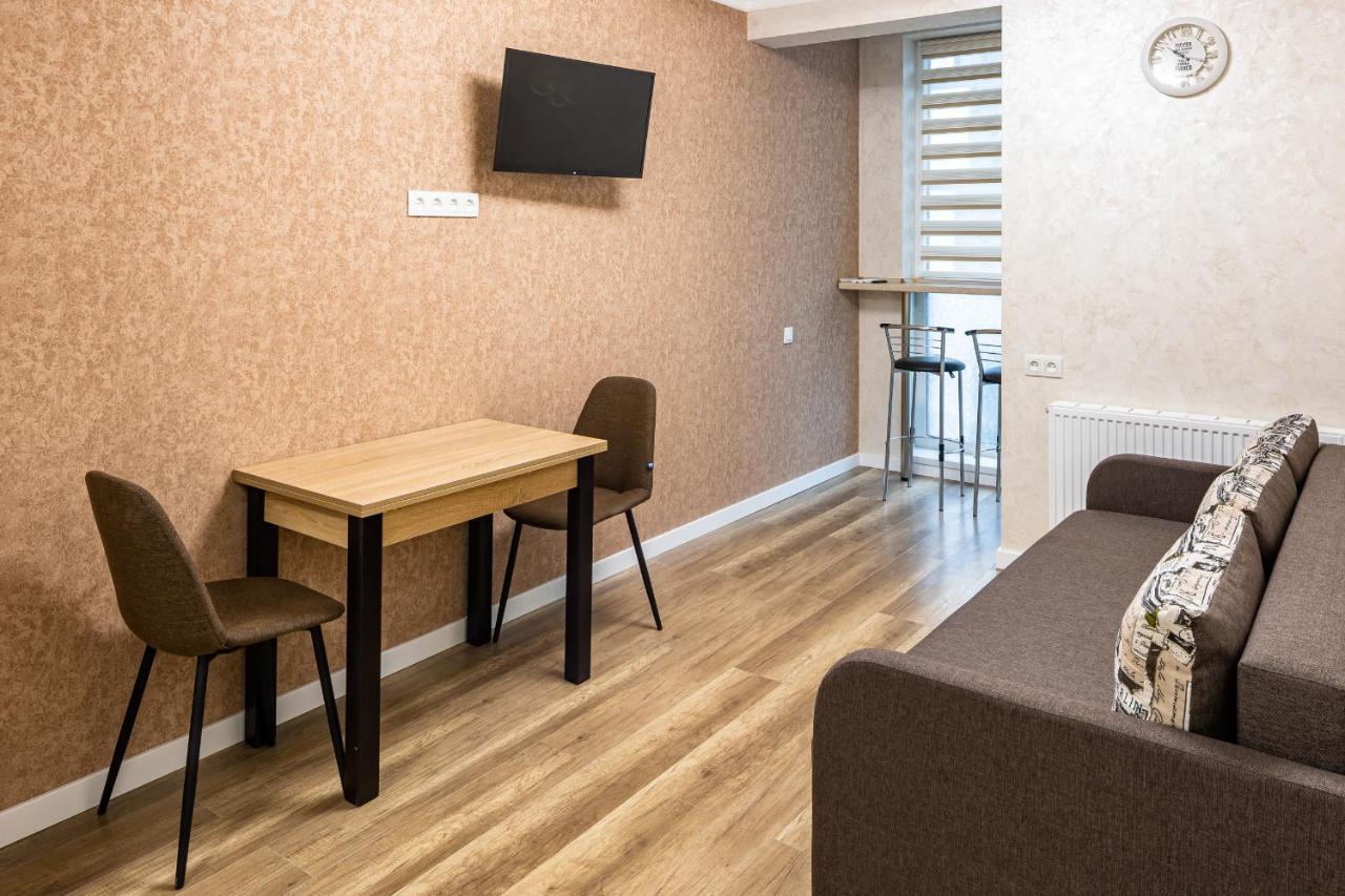 Avalon Time Apartment Lviv Exterior photo